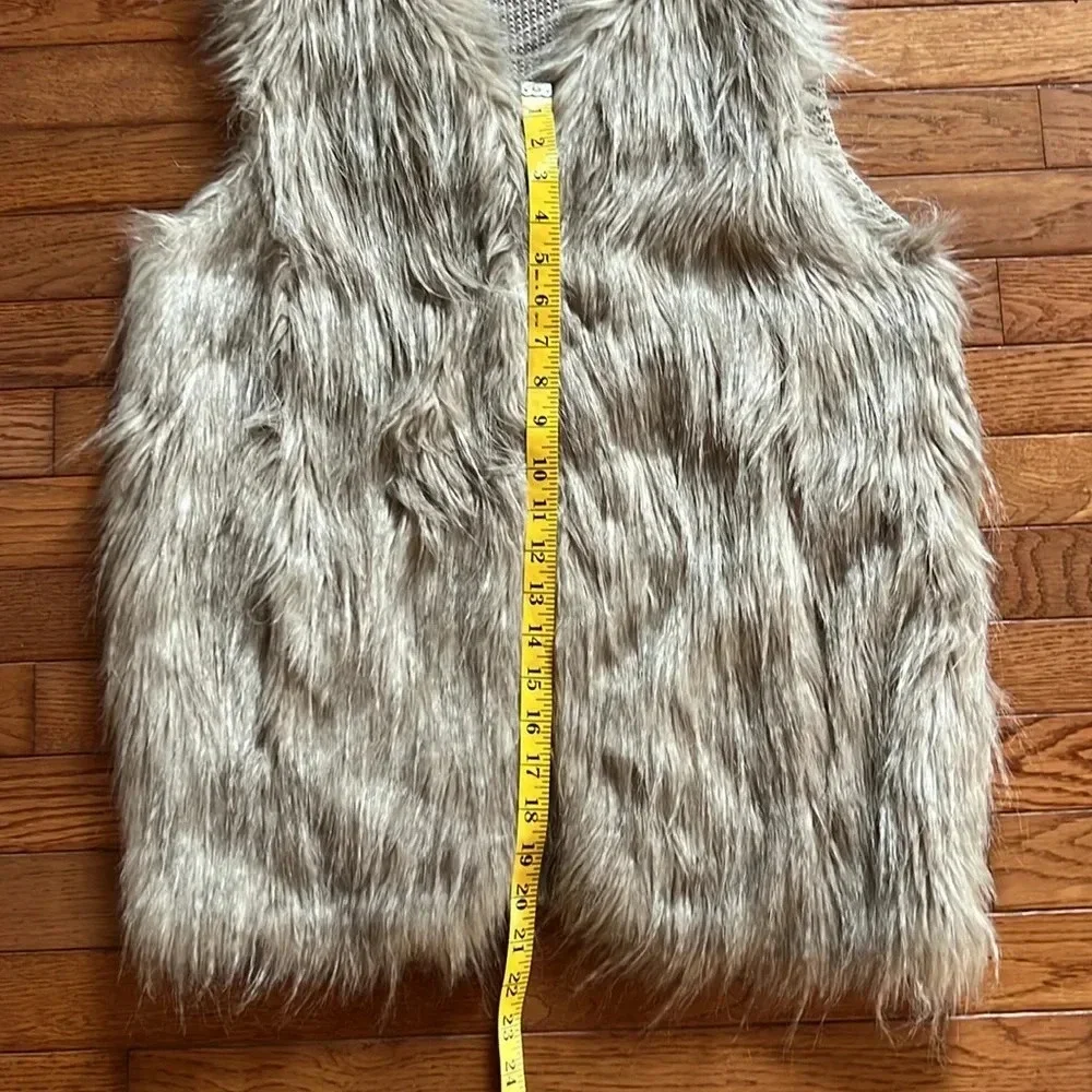 Debby Collection Faur Long Hair‎ Animal Fur size XL Vest back sweater polyester